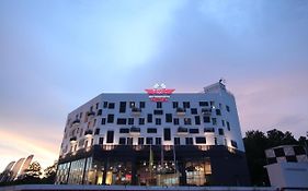 Hype Hotel